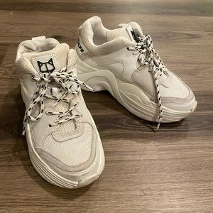 Naked Wolfe track white